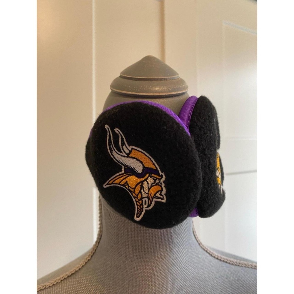 NFL Viking Ear Warmer Cuffs Behind The Head s2